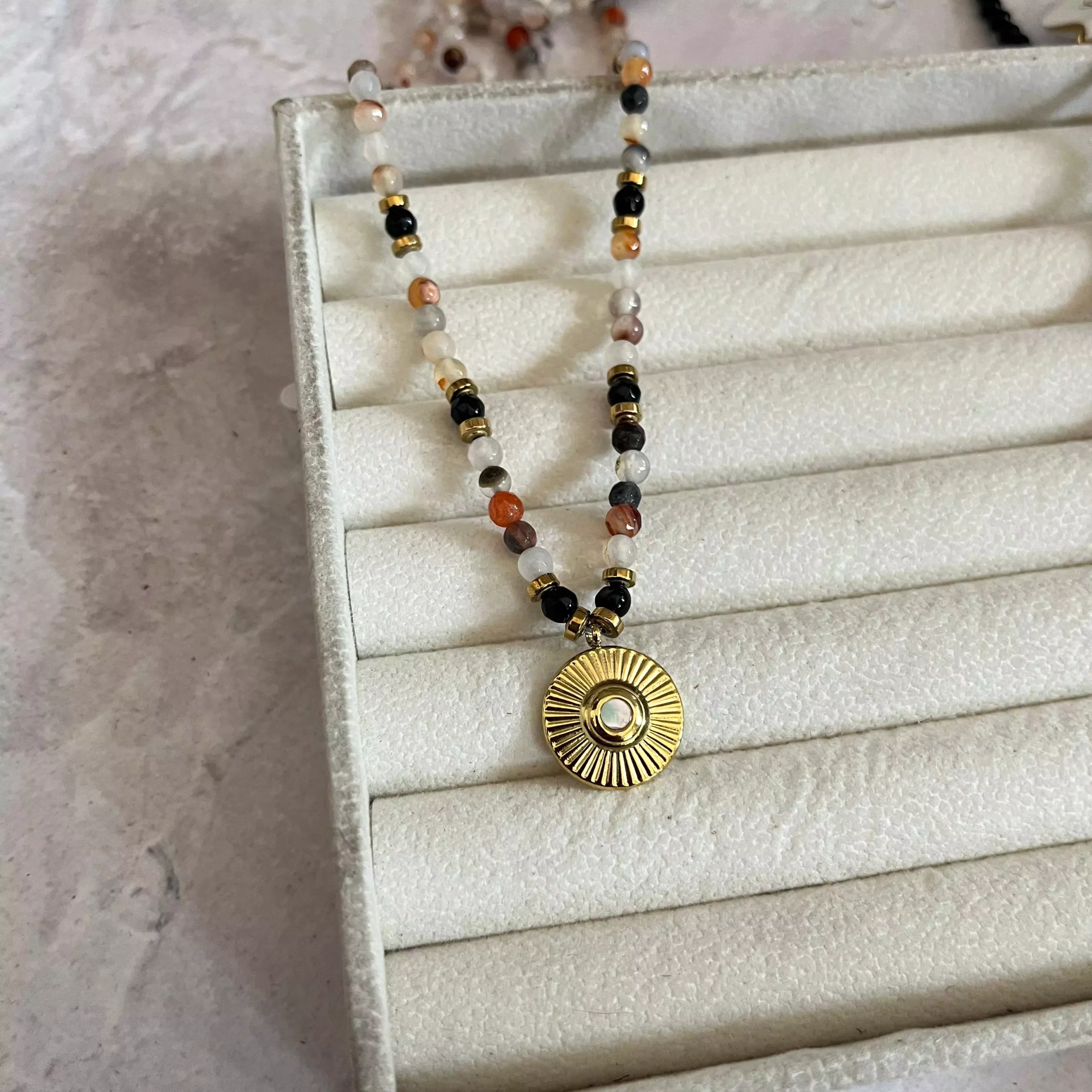 Daisy Beaded Necklace