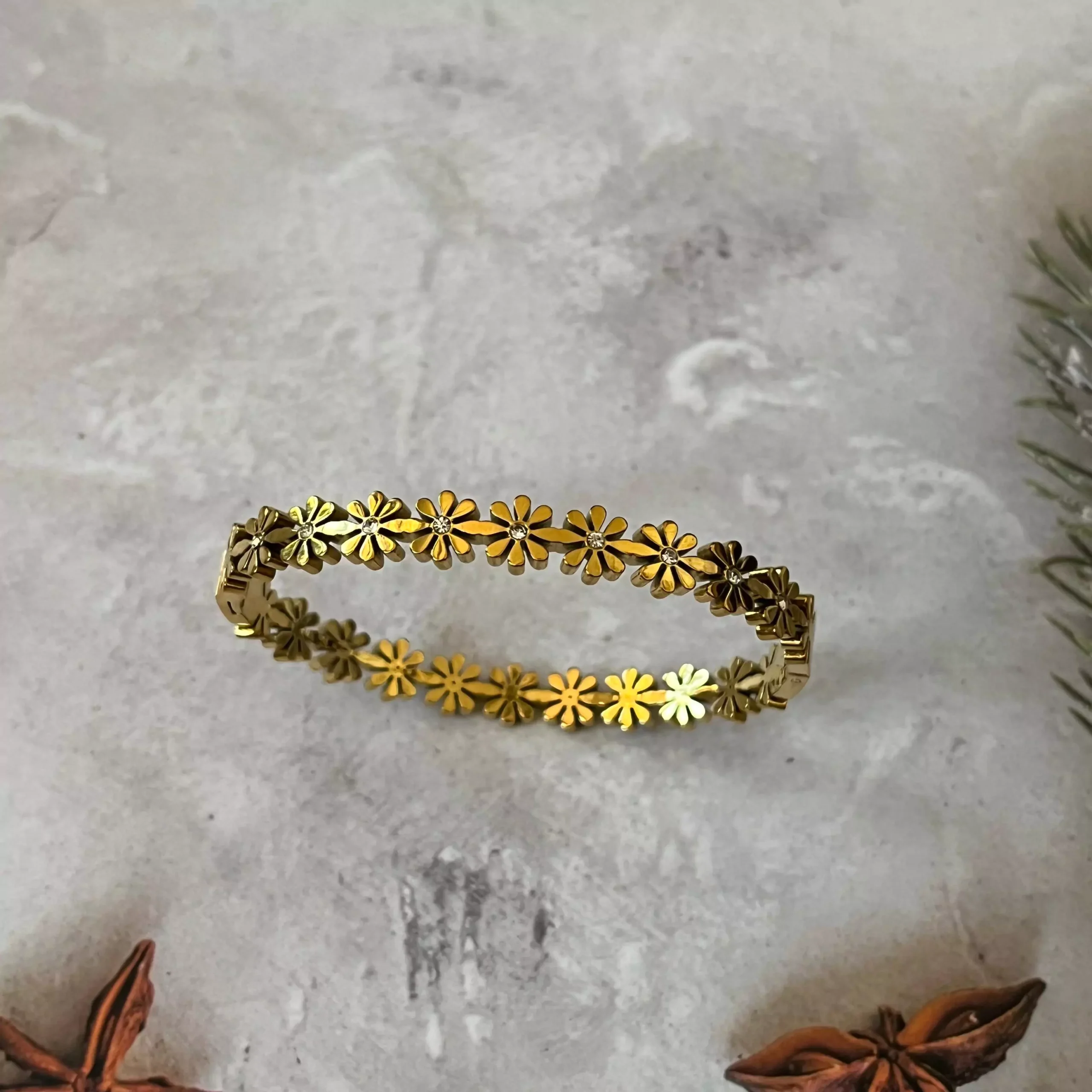Daisy Flower Bracelet 1