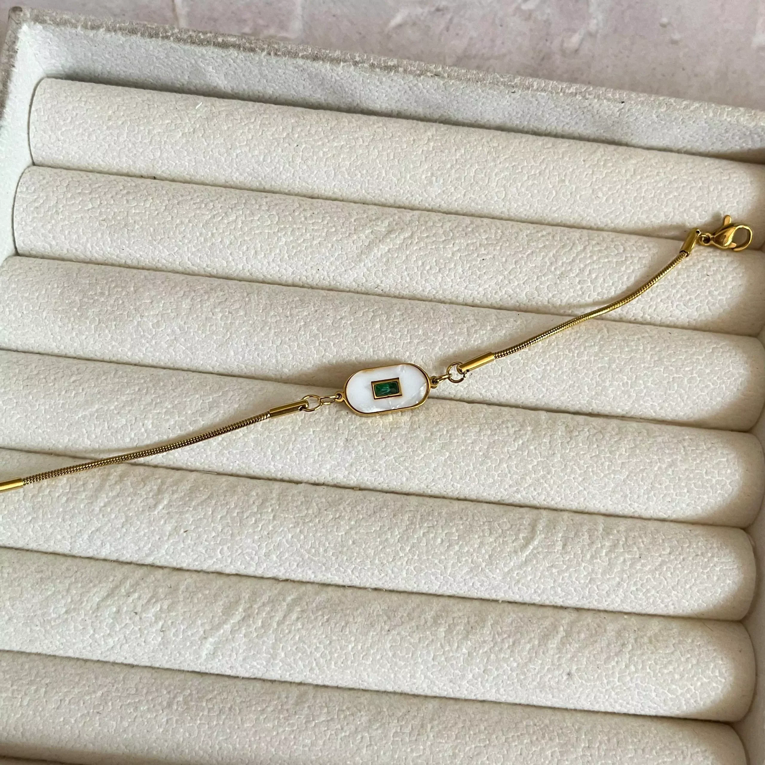 Green Crystal Chain Bracelet 1